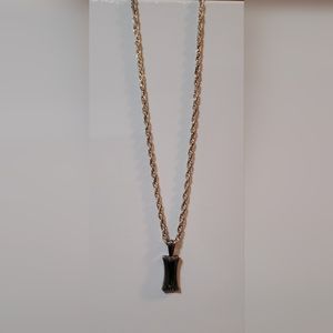 Necklace silver with green gem